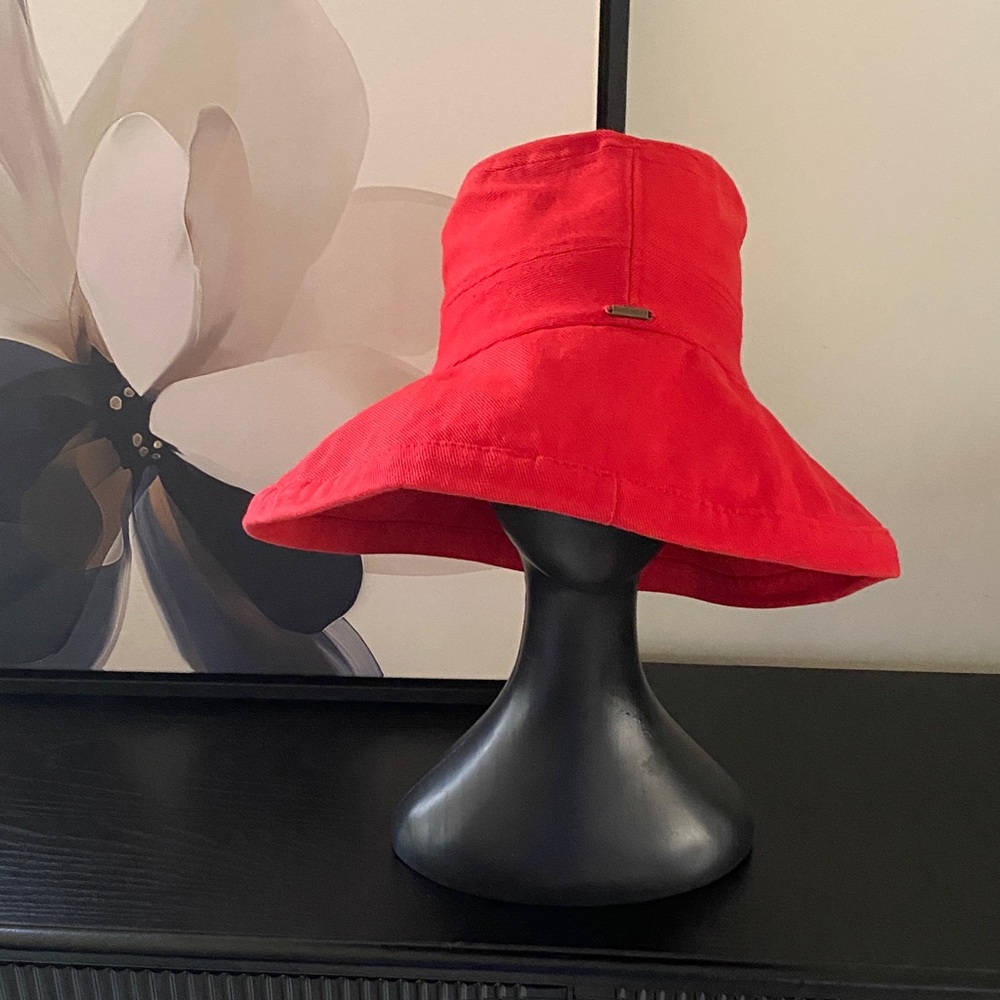 Nine West Lightweight Vibrant Red Denim Sun Hat